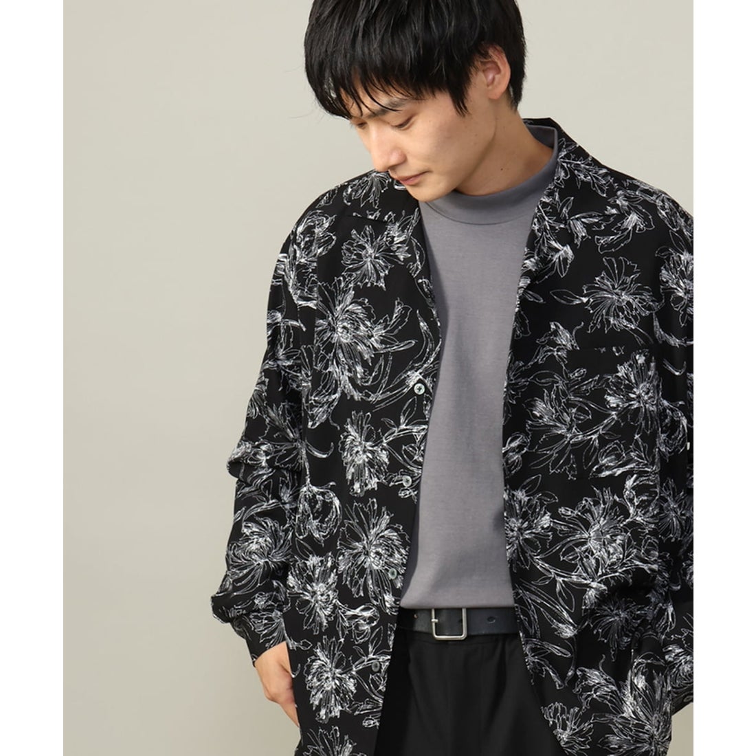 アー・ヴェ・ヴェ a.v.v 【トレンド】ヴィンテージフラワーオープン