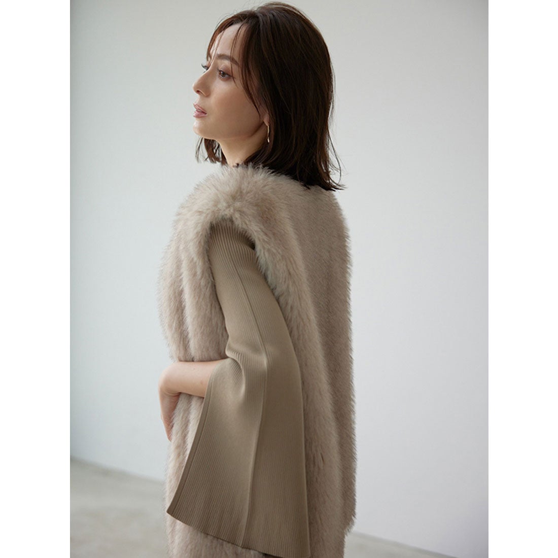 アニュアンス anuans ショートファーベスト （IVORY） -靴