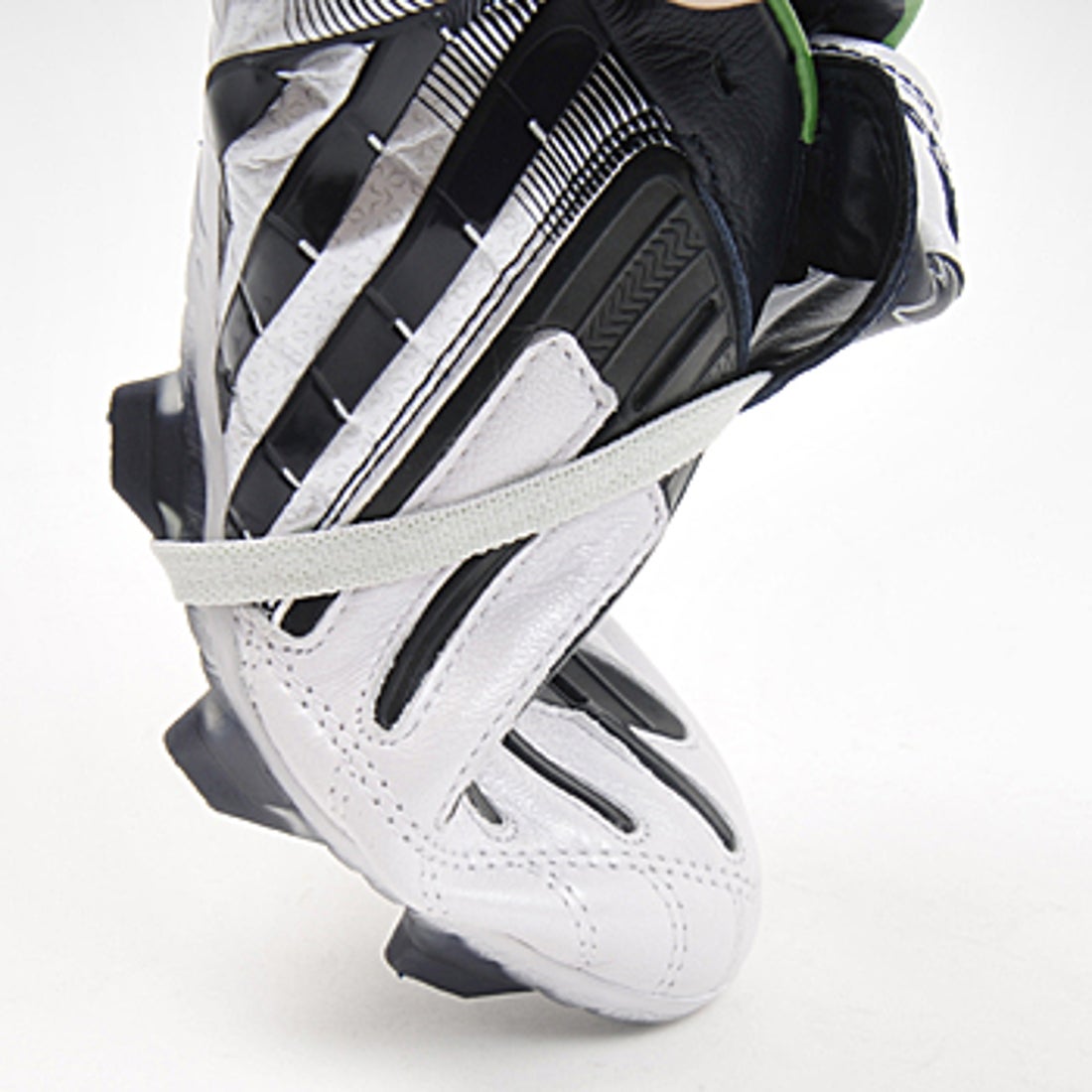 adidas アディダス プレデター アブソリオン パワースワーブ TRX AG