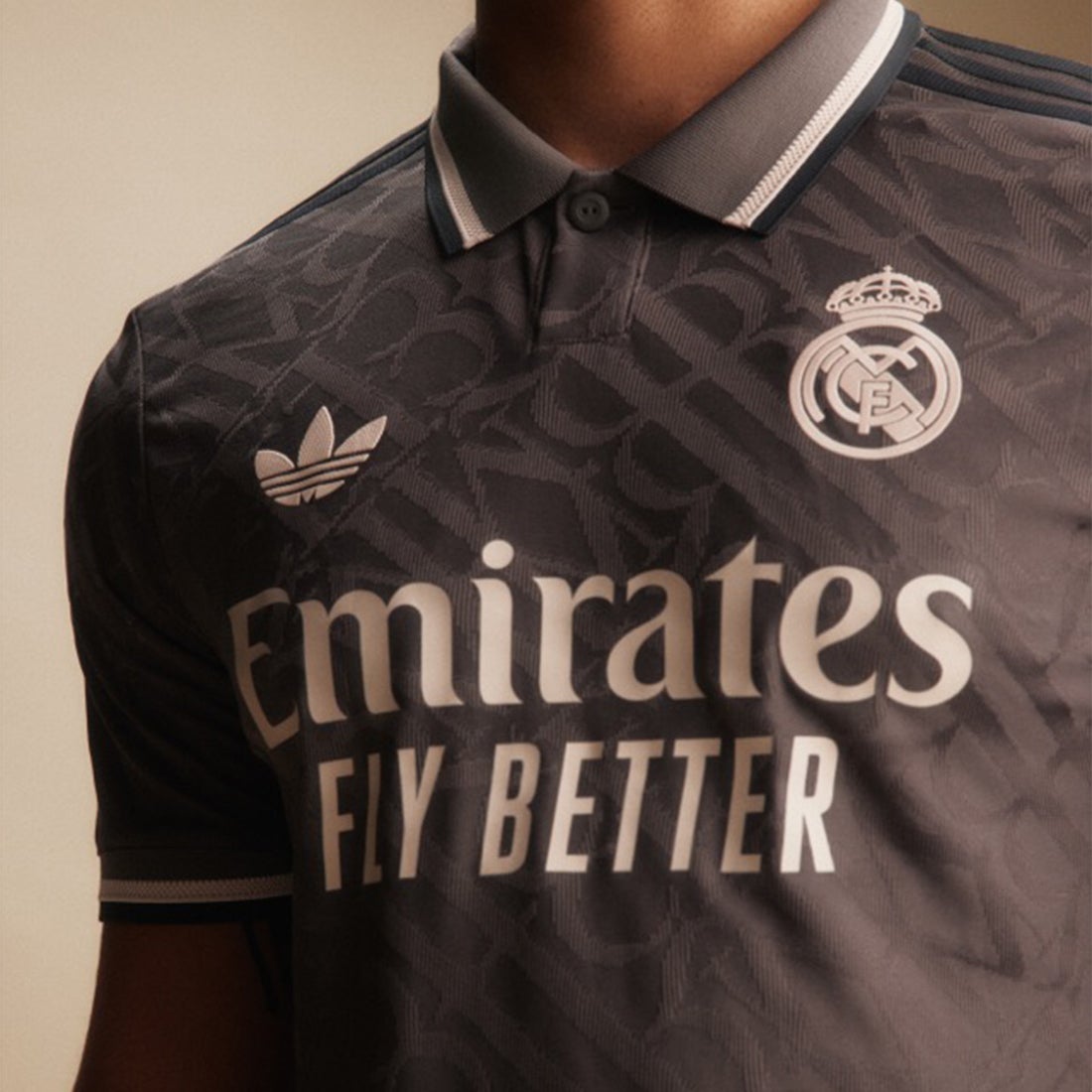 adidas レアルマドリード 24/25 ユニフォーム サード 半袖 レプリカ