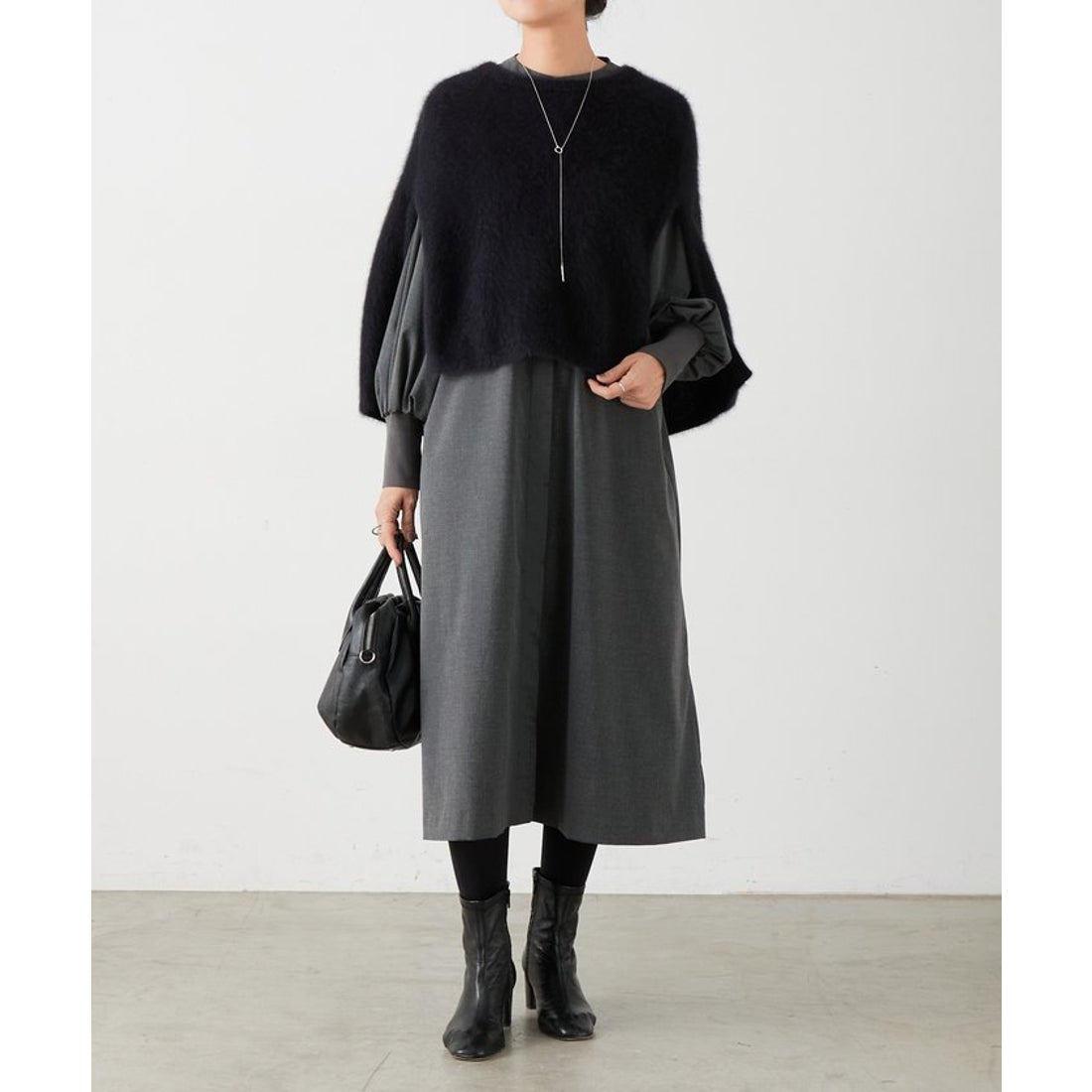 ビアズリー BEARDSLEY 《6/16(月)12:00予約開始》ファーニットポンチョ