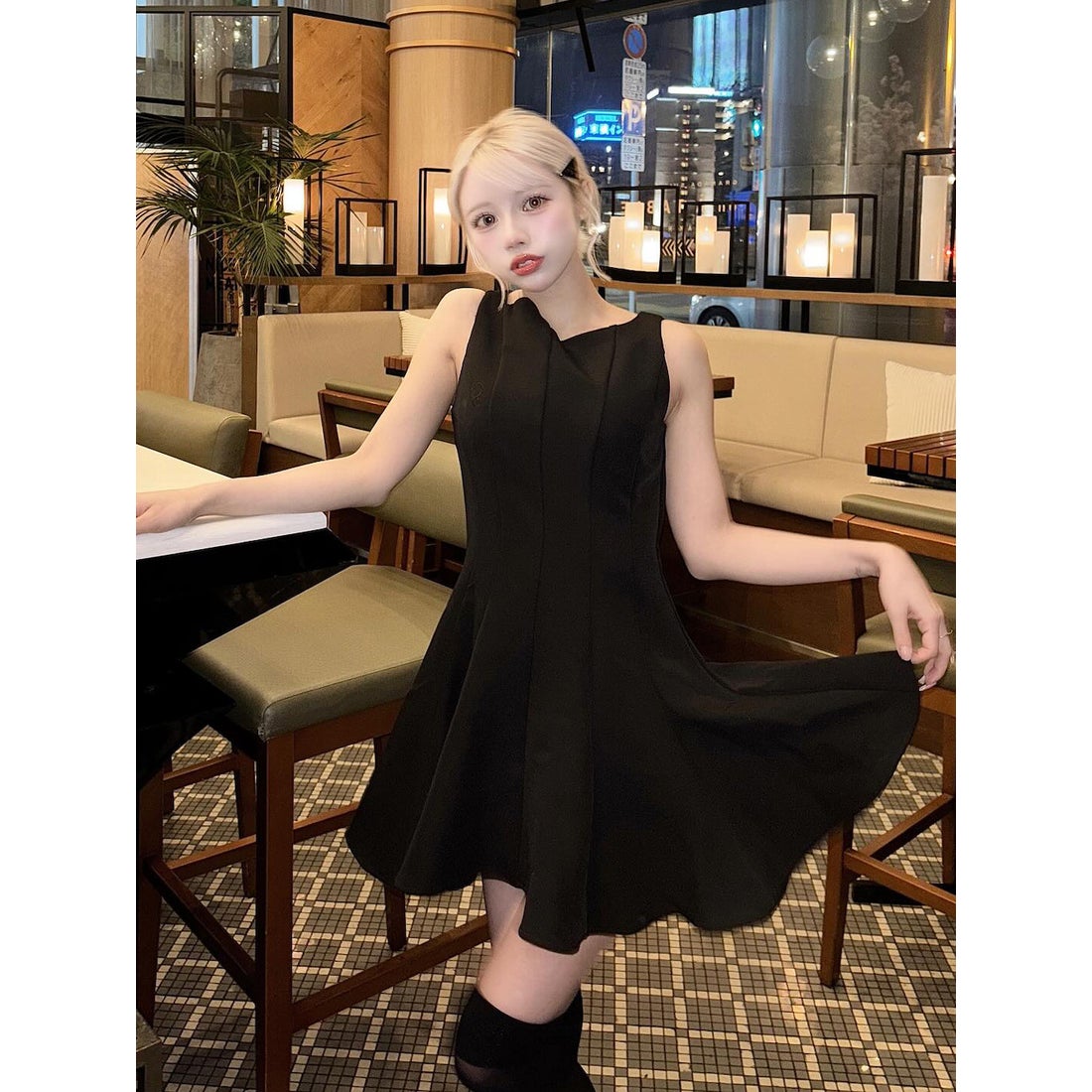 新品タグ付 ダーリッチ シルエットフレアミニワンピース 黒 FL