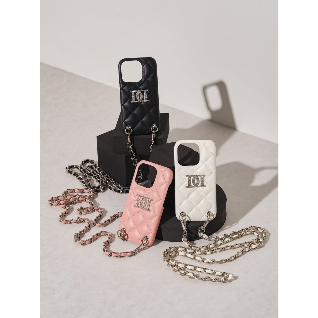 ダーリッチ Darich ストーンロゴキルティングiPhoneケース （ブラック