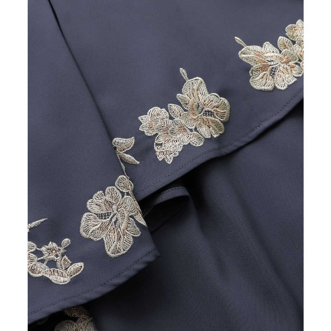 エトル etoll. 刺繍ペプラムビスチェ＆Iラインドレスセットアップ