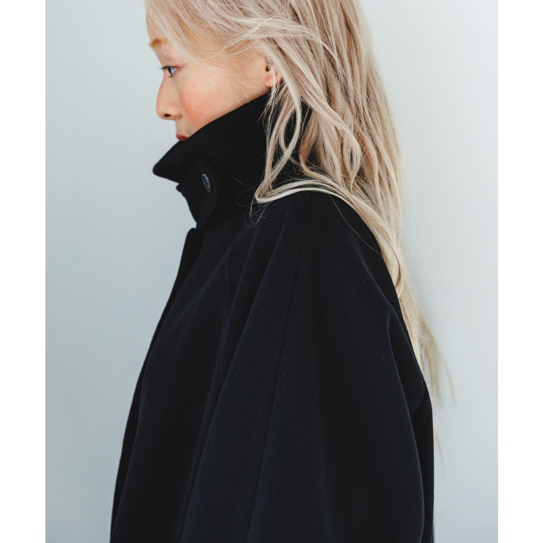 ケービーエフ KBF ステンカラーコクーンロングコート （ブラック