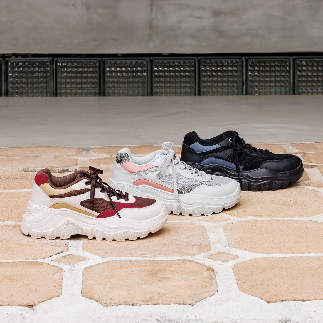 ヒミコ 卑弥呼 ボリュームソールスニーカー/627301 （ブラック） -靴