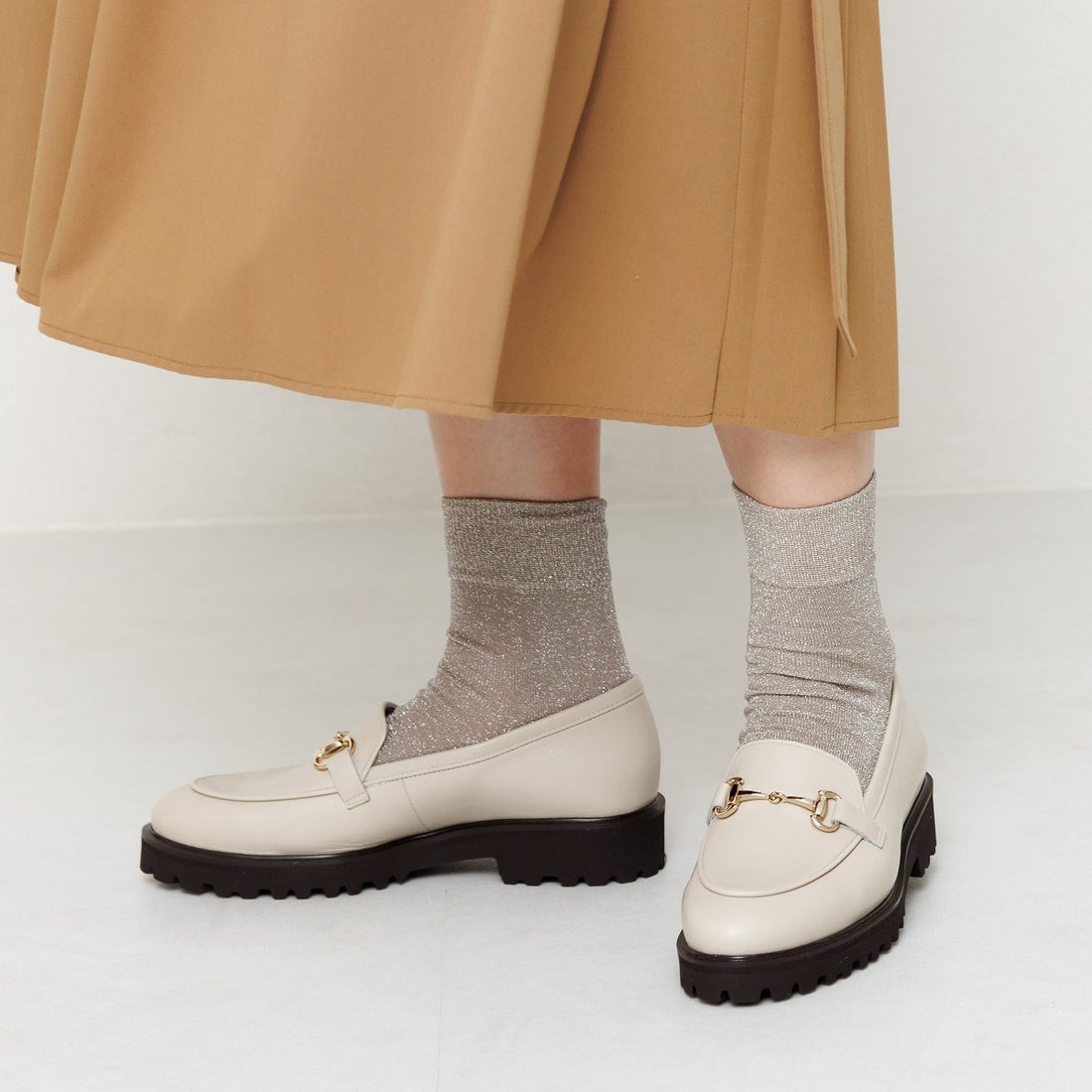 ヒミコ 卑弥呼 【撥水レザー】トラックソールビットローファー/631306