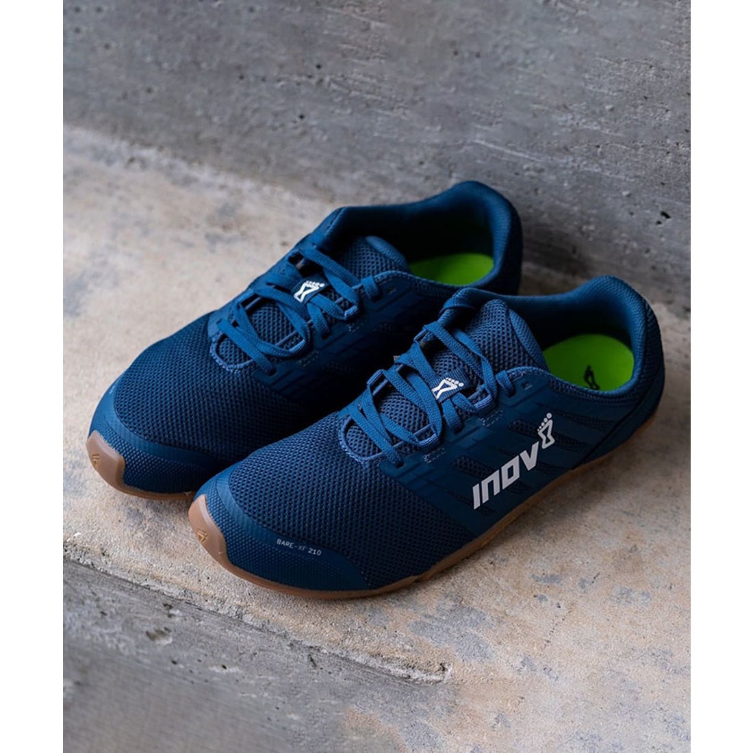 INOV8 BARE-XF 210 V3 MS （NGM） -デサントストア-DESCENTE STORE-