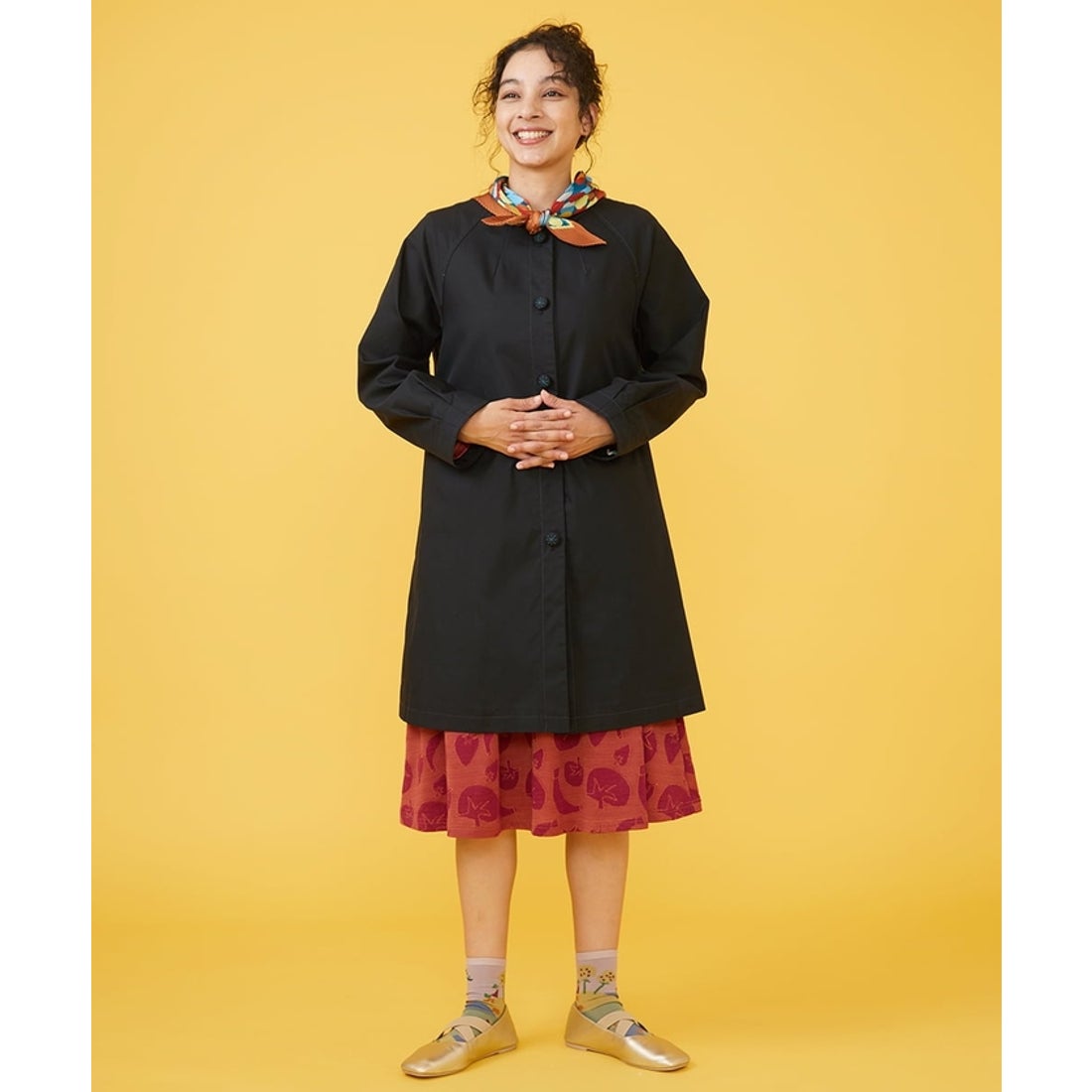 ホコモモラ Jocomomola 裏地プリント ノーカラーコート （グリーン