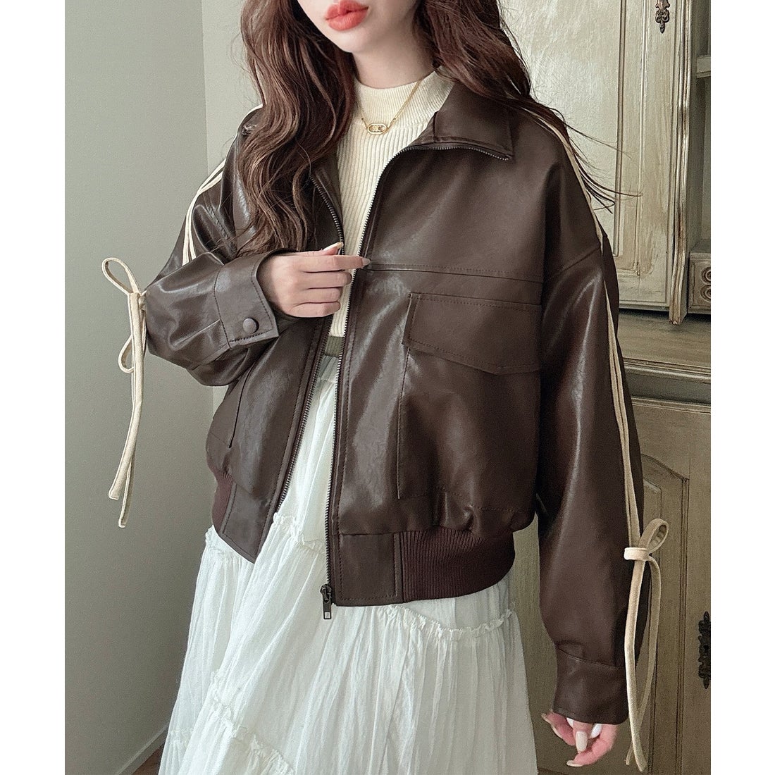 メイル Meiru Meiru 袖配色リボンPUレザーブルゾン （ブラウン