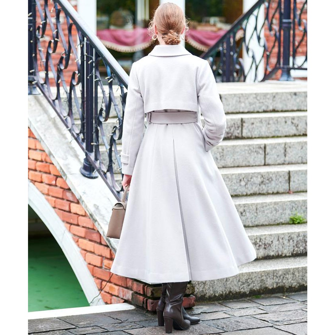 アンドクチュール AND COUTURE エコファー付きWブレストロングコート