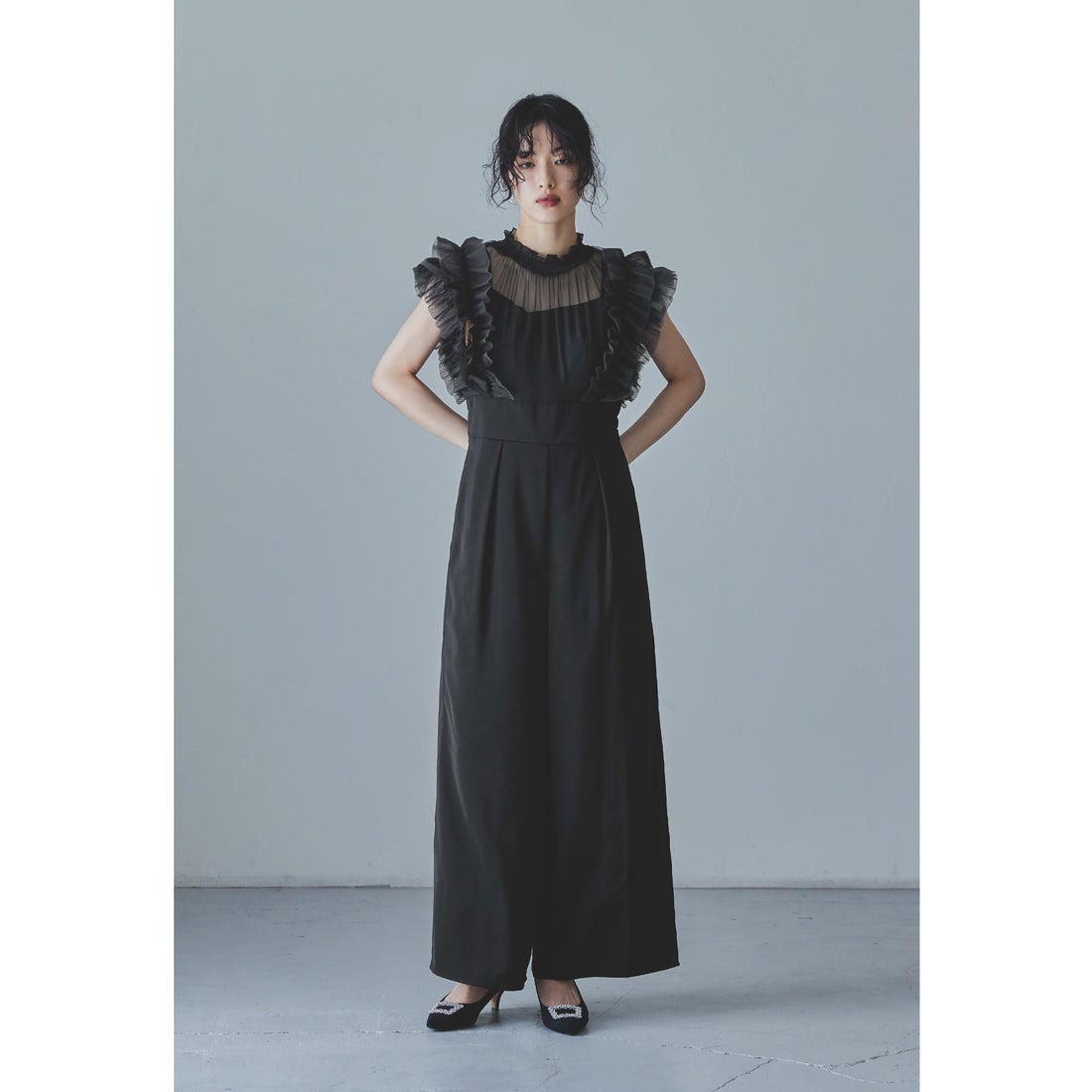 ニアナ niana フリルハイウエストワイドパンツドレス オールインワン