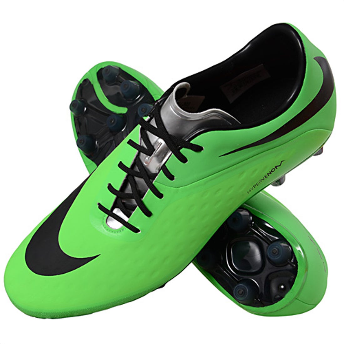 ナイキ サッカースパイク ハイパーヴェノム 新品 サッカースパイク