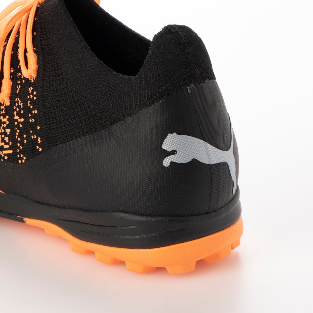 PUMA フューチャー Z 3.3 TT(オレンジ×ブラック) 106764 01 サッカー