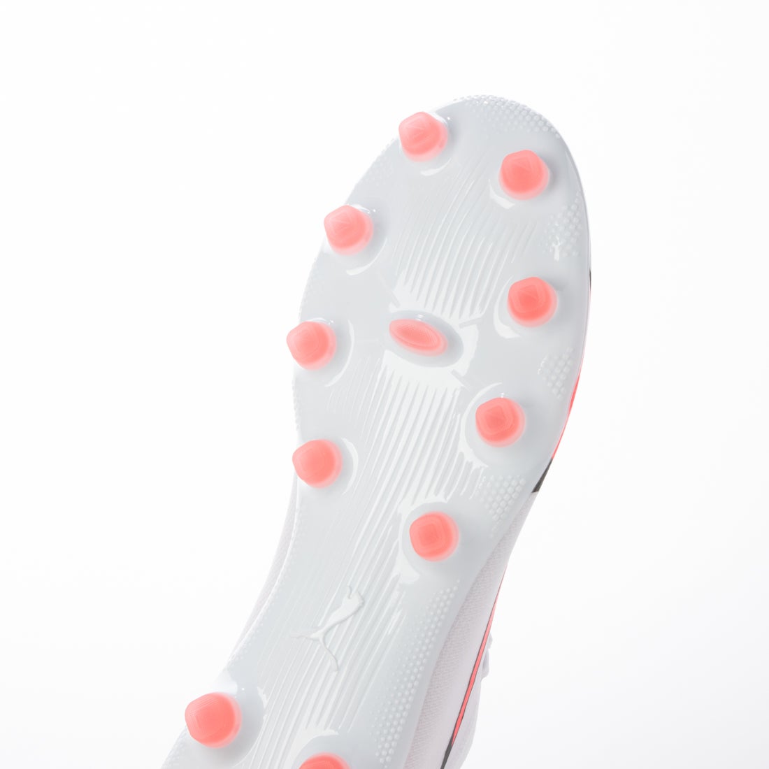 PUMA プーマ ウルトラ マッチ HG/AG(ホワイト×レッド) 107519 01