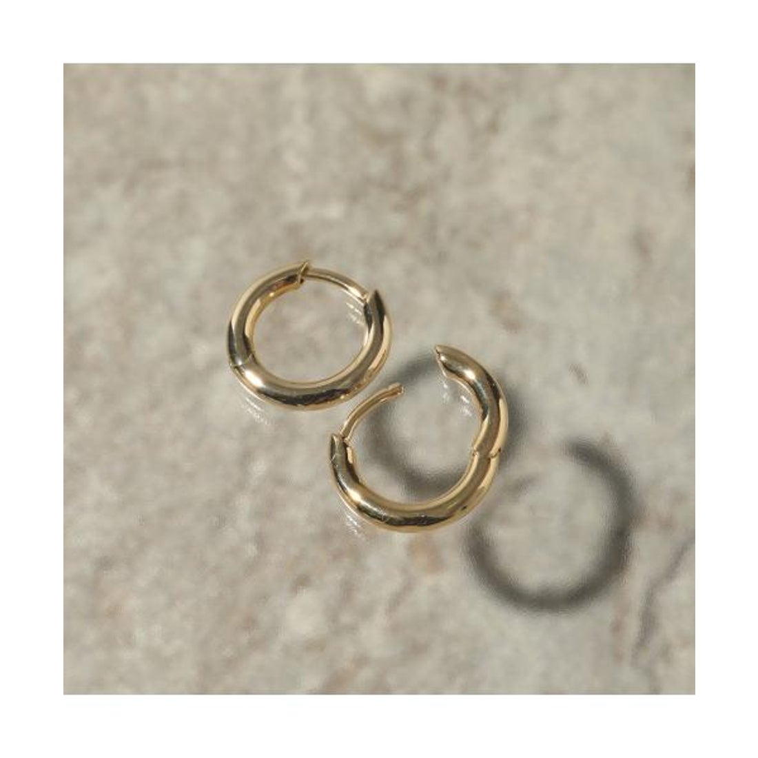 トムウッド TOM WOOD TOMWOOD ピアス E39LSNA01S925 9K Classic Hoop