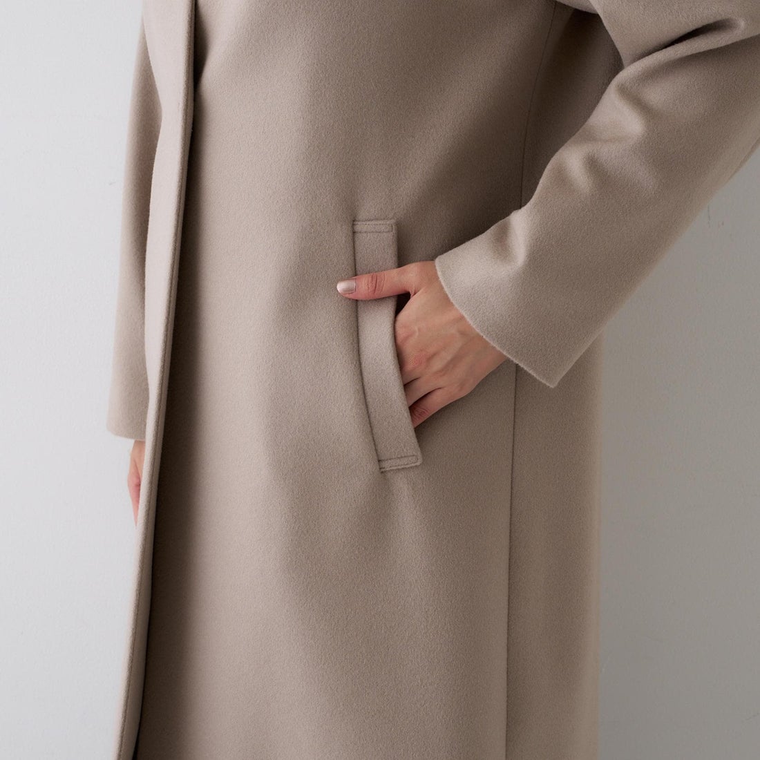 アンタイトル UNTITLED カシミヤ混ノーカラーコート （ベージュ(052