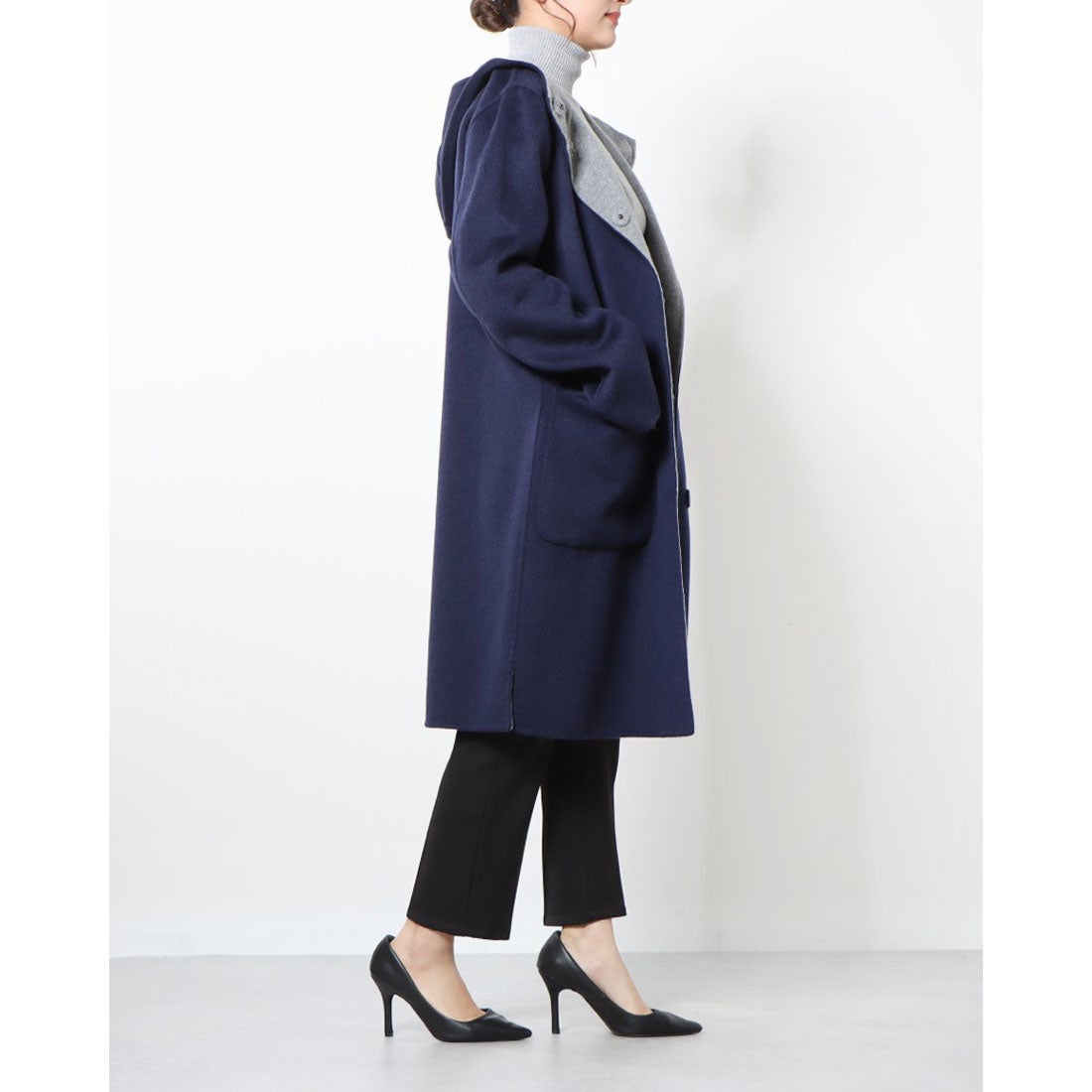 ベスジョーヤ VESGIOIA ウールリバーシブルコートフード付 （ネイビー