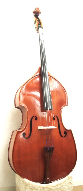 国産コントラバス4弦