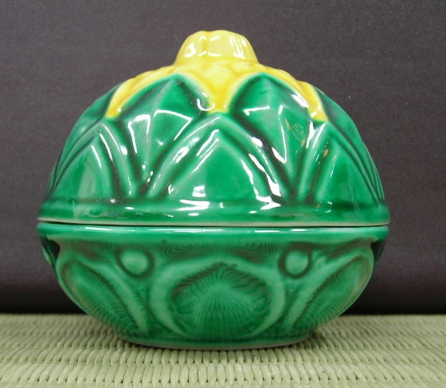 通販販売【茶道具】 形物香合 交趾 蕗薹 *手塚祥堂* 番付*東3段目10