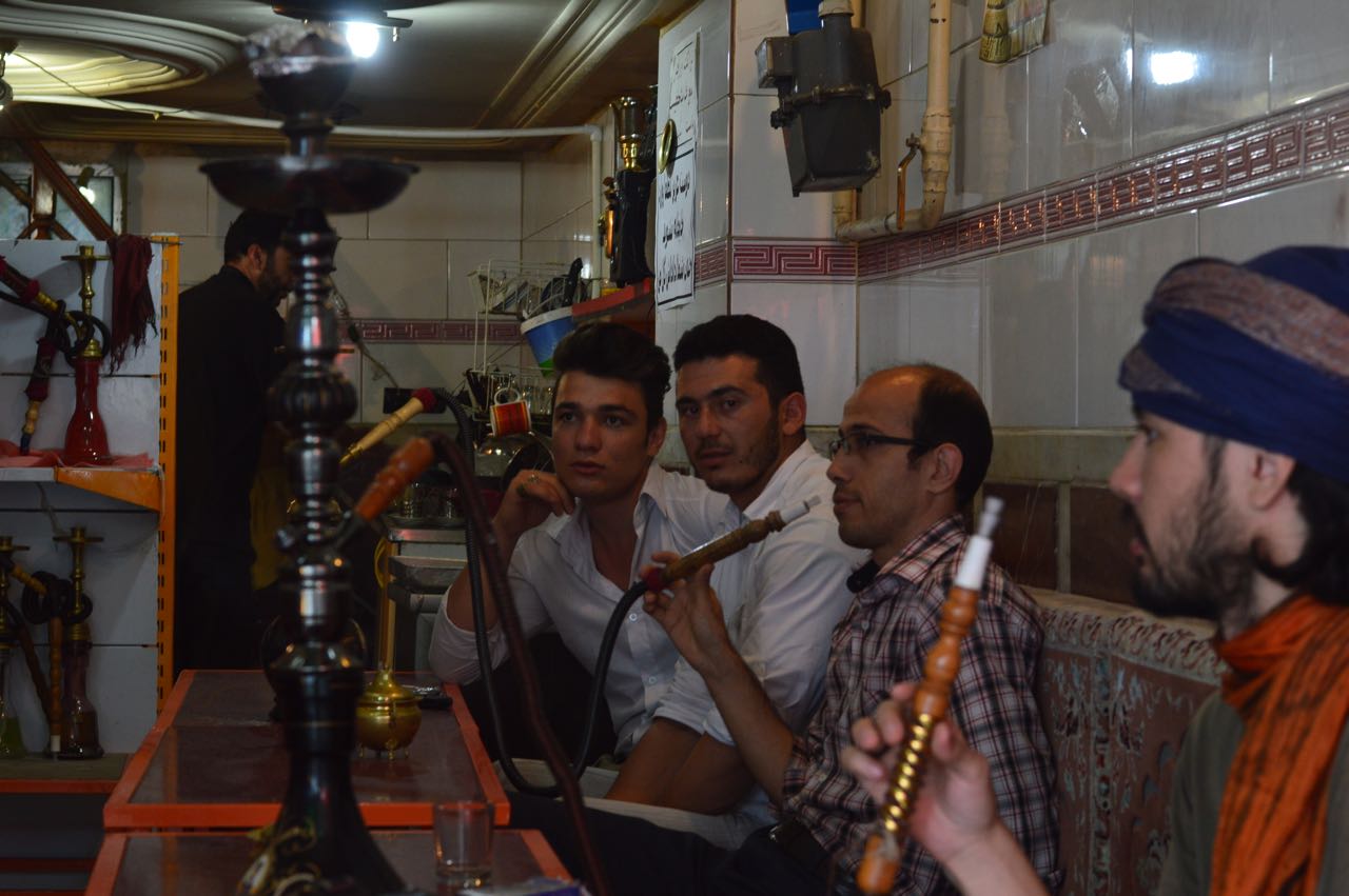 イランの「水タバコカフェ」に行ってみた（非喫煙者だけど）