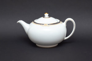 ウェッジウッド オズボーン ティーポット（1200ml）を買い取りました