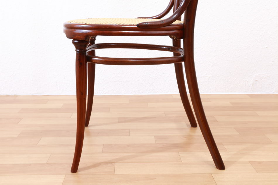 トーネットTHONET ベントウッドチェア No4カフェダウムCafé Daum