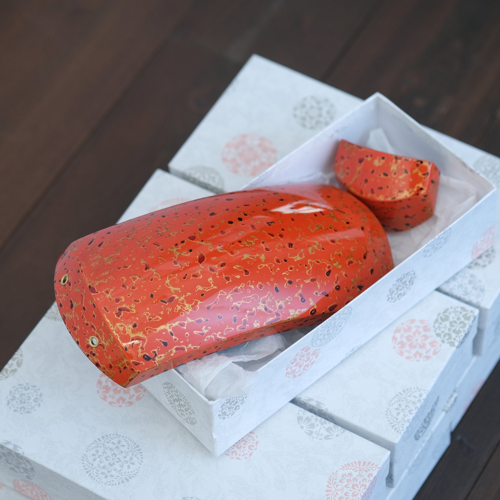 津軽塗胴掛け No.3 唐塗 ｜ 三味線専門店菊岡まつ乃公式ショップ