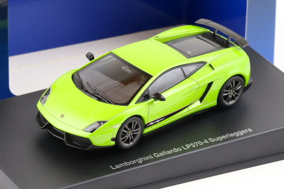 楽天市場】オートアート 1/43 ランボルギーニ ガヤルド LP570-4
