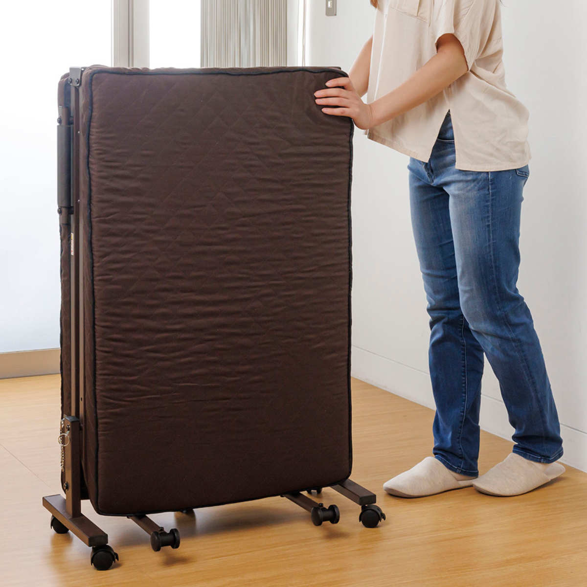 ☆折りたたみベッド☆木製☆リクライニング機能付☆高さ調整可能☆整体