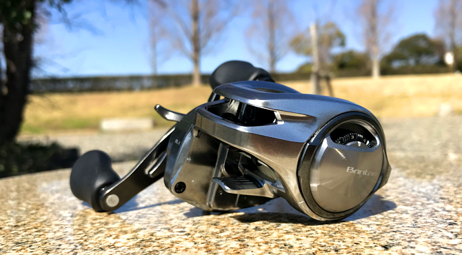 時代の最先端…そして大人気のベイトリール「18バンタムMGL」のXGを使っ