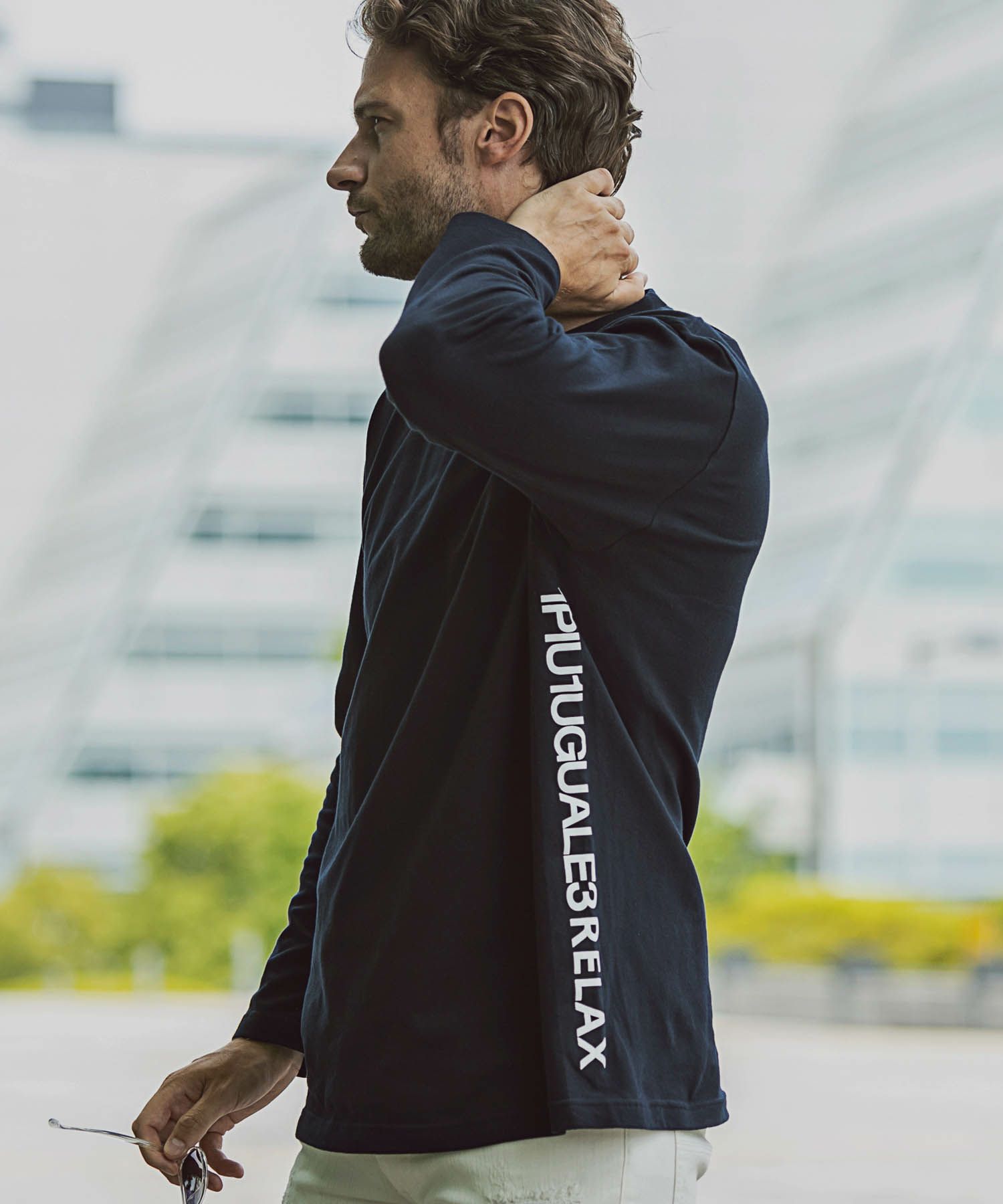 1PIU1UGUALE3 RELAX(ウノピゥウノウグァーレトレ リラックス)サイド