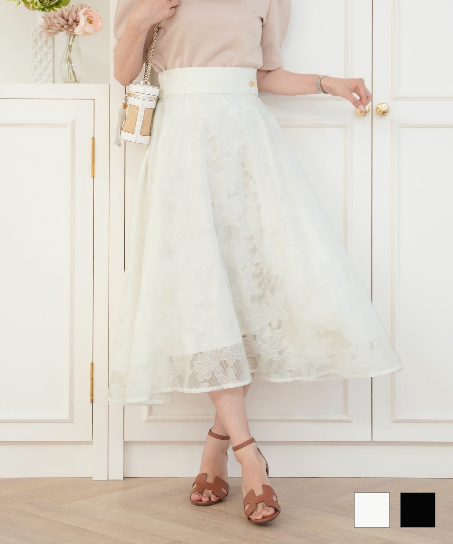 CLEARANCE-SALE フラワー レース フレアスカート le reve vaniller 全2