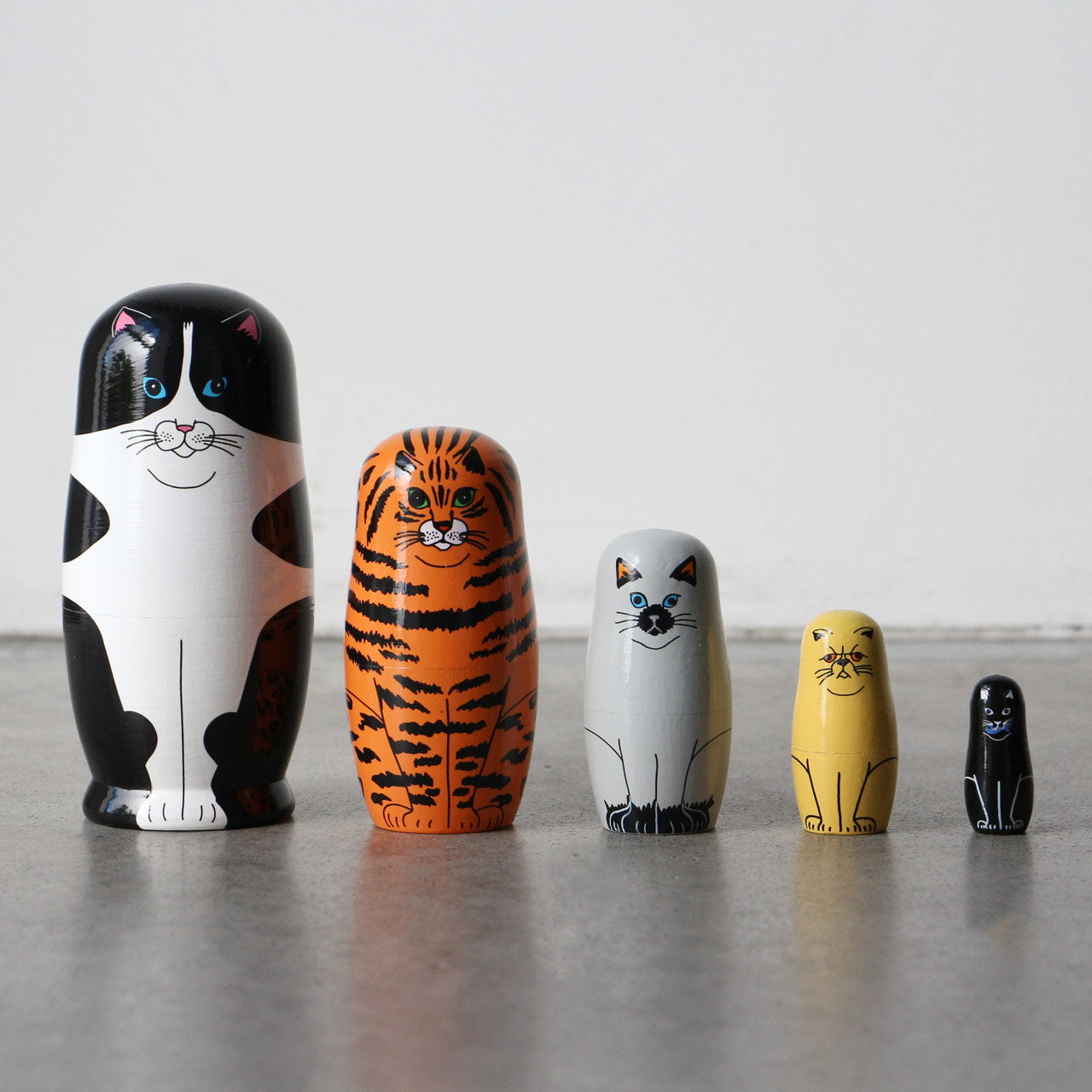 FELINE 5 猫のマトリョーシカ MIDORI KOMATSU – 生活雑貨 育てる道具ILMA+