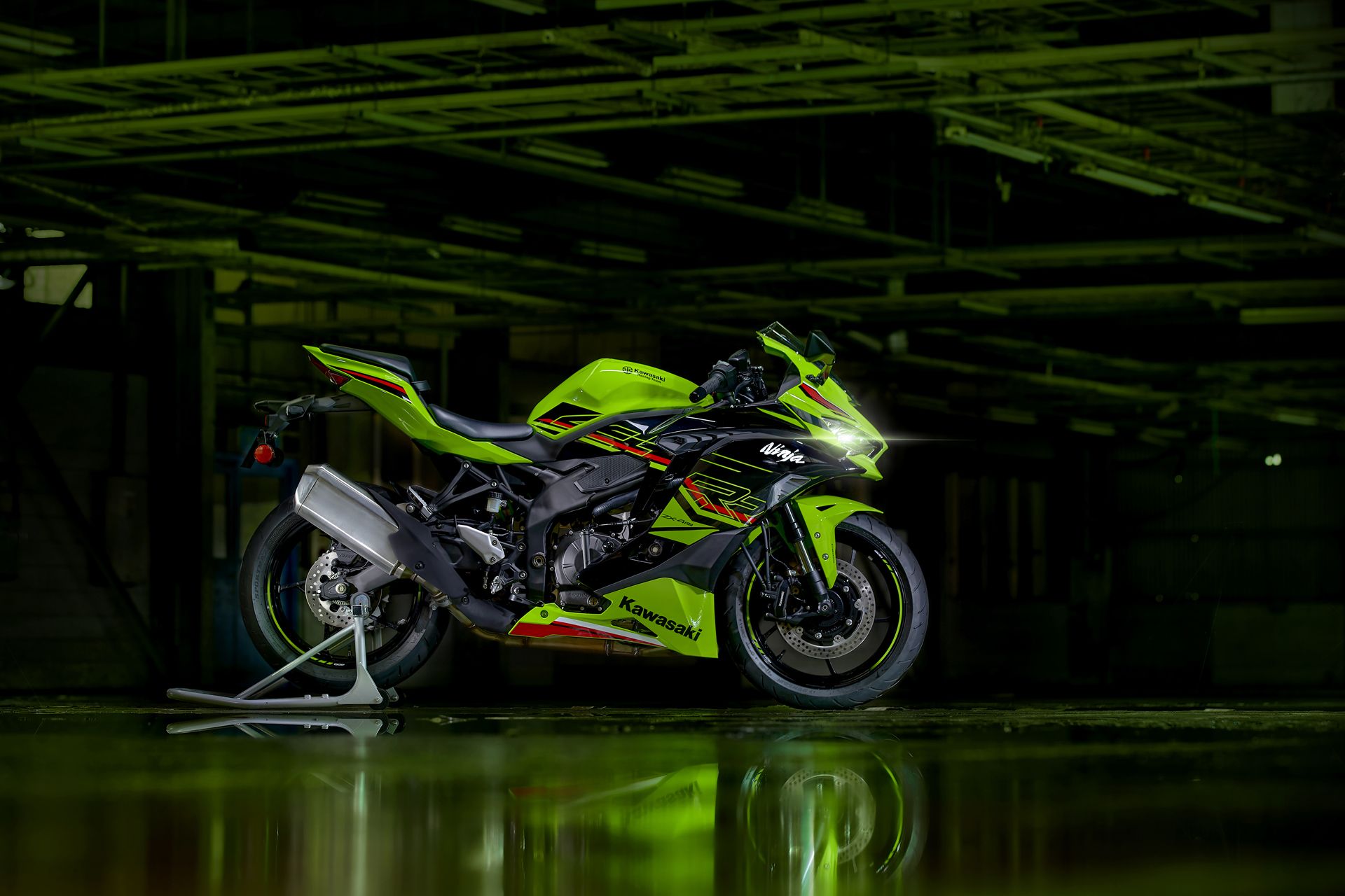 The 2023 Kawasaki Ninja ZX-4R is finally coming to Canada | Driving