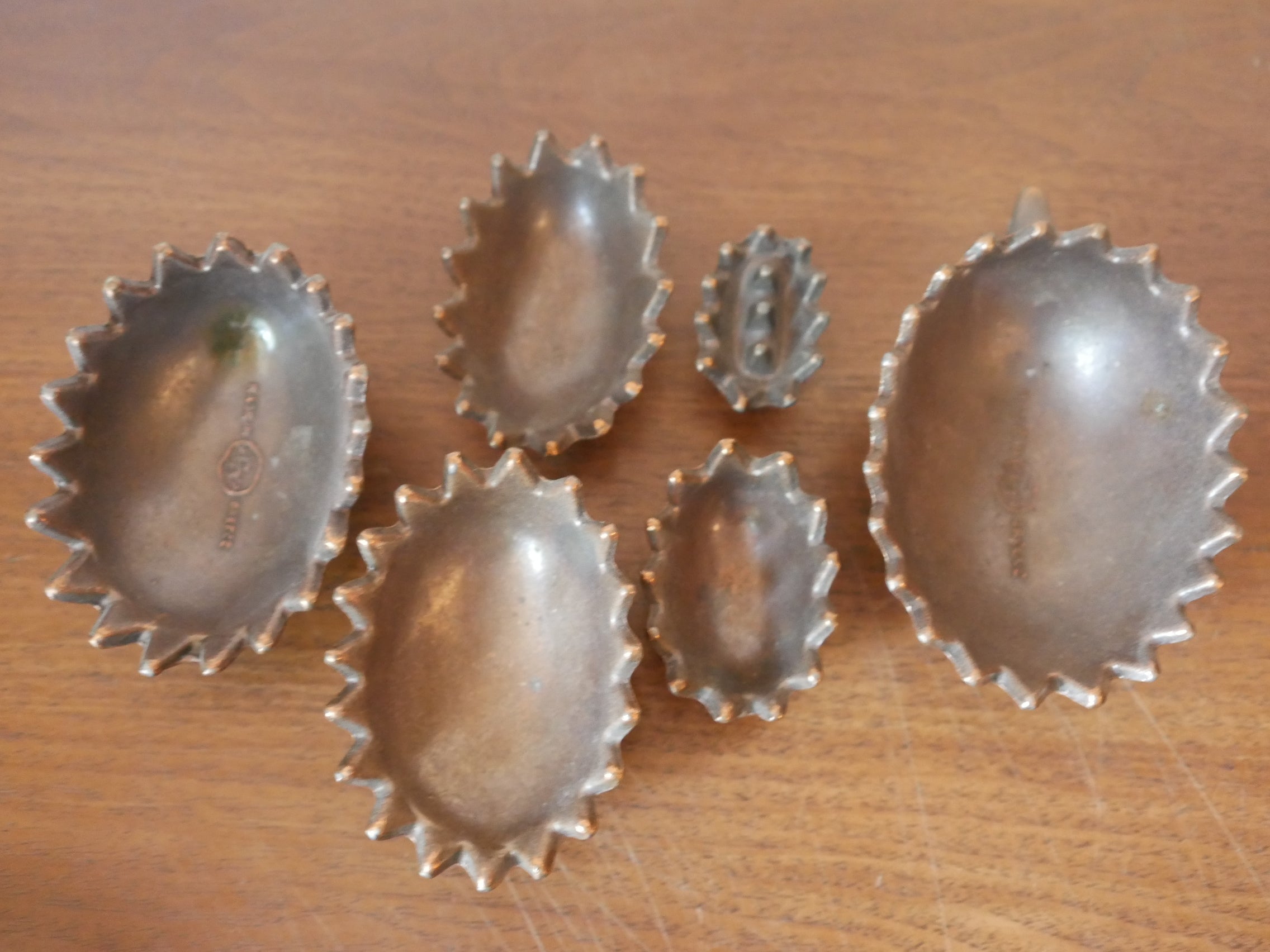 Walter Bosse ハリネズミの灰皿 リブロダクト品 ウォルター ボッセ