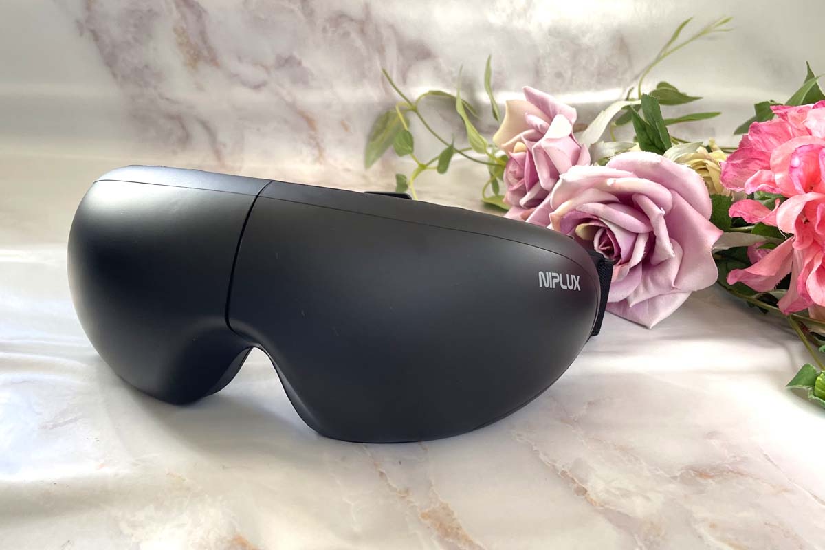 NIPLUX「EMS EYE RELAX」レビュー｜目の疲れに悩む女性へ贈りたいホット