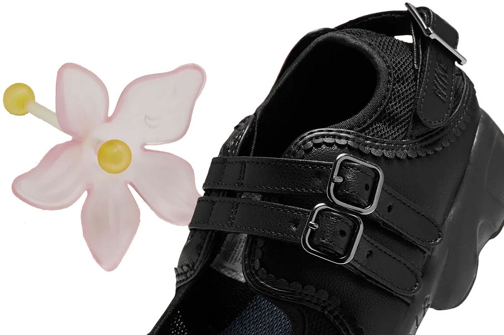 6月12日発売/2025年秋発売｜Nike Air Rift “Buckle Strap”｜最新の