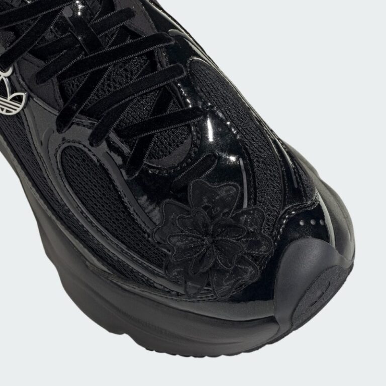 8月22日発売｜adidas OZVENUZ W の定価・抽選・販売店舗