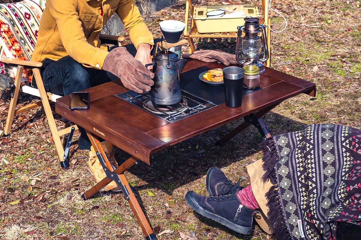 ハイランダー シェフテーブル IGT規格のウッドテーブルで人気爆発予感