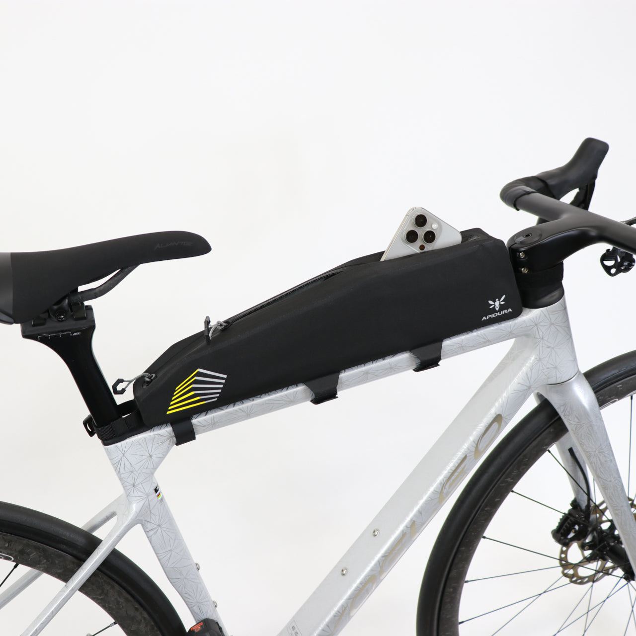 APIDURA / レーシング ・ロングトップチューブパック – 京都の自転車屋