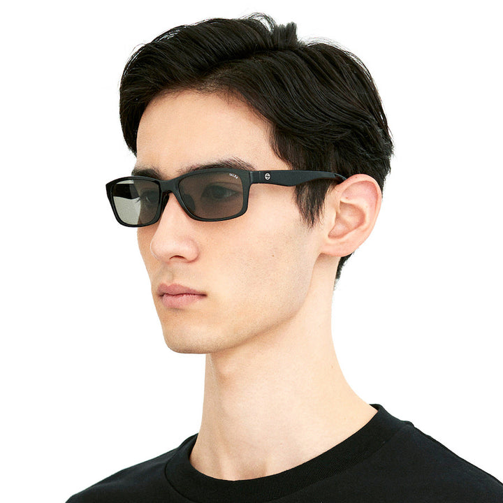 flat13_glossblack_tv_06_720x.