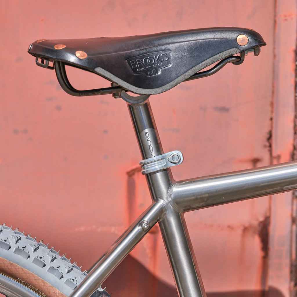 BROOKS* b17 special titanium (honey) - BLUE LUG ONLINE STORE