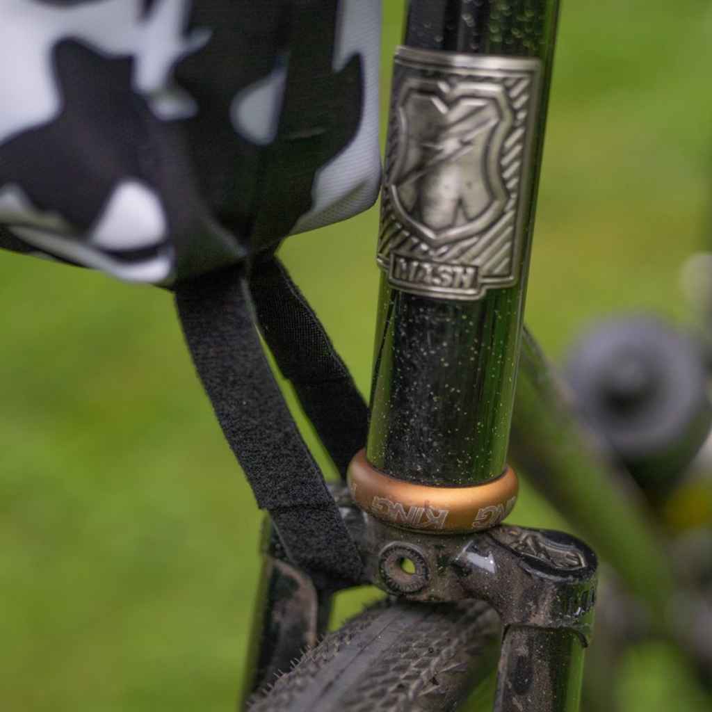 OUTER SHELL ADVENTURE* stem caddy (graphite) - BLUE LUG ONLINE STORE