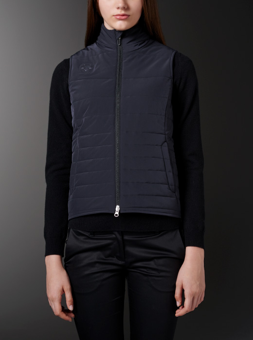 モバイルサーモ 中わたベスト | デサントゴルフ公式