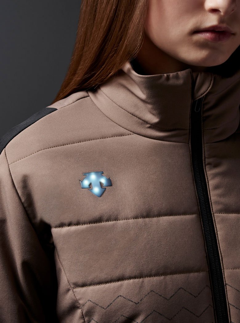 モバイルサーモ 中わたジャケット | デサントゴルフ公式