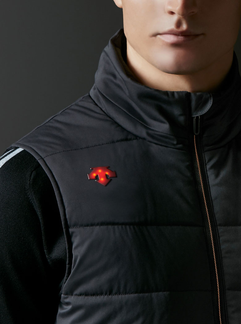 モバイルサーモ 中わたベスト | デサントゴルフ公式