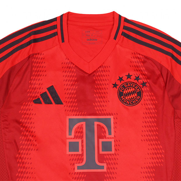 バイエルンミュンヘン 24-25 ホーム 半袖レプリカユニフォーム 21.伊藤