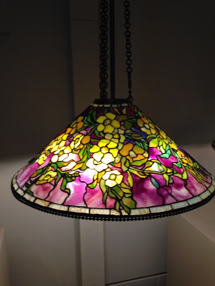 NY❤️QUEENS MUSEUMにあるティファニーランプ | ☆NYステンドグラス教室☆