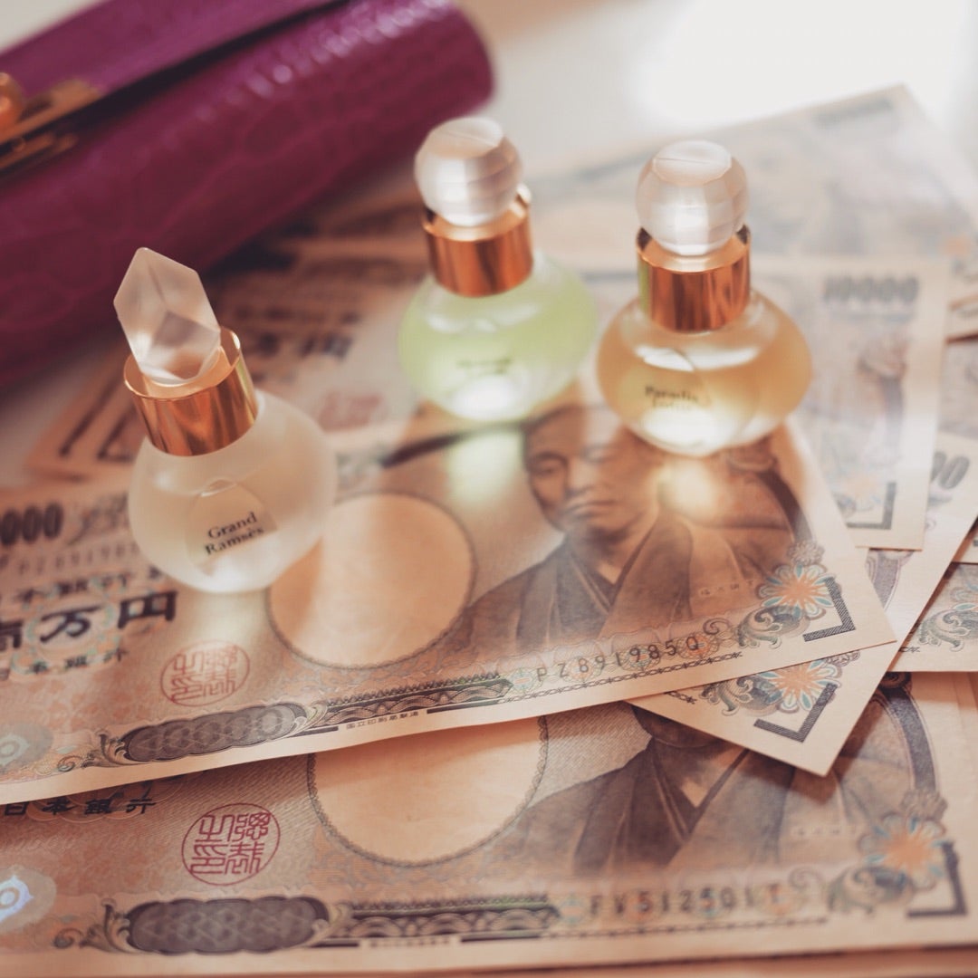 ✔️人生が豊かに変わる♡聖なるエジプト香油の使い方♡ | 藤本さきこ